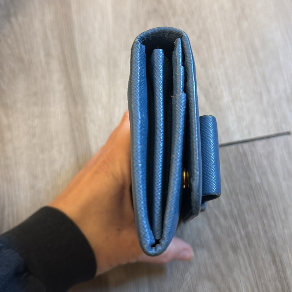 Prada Wallet - Picture 5 of 10